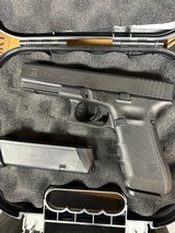 GLOCK G17 GEN 4 POLICE TRADE IN 9MM LUGER (9X19 PARA) - 2 of 3