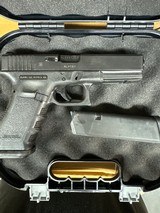 GLOCK 17 GEN 3 LEO TRADE IN 9MM LUGER (9X19 PARA) - 1 of 3