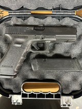 GLOCK 17 GEN 3 LEO TRADE IN 9MM LUGER (9X19 PARA) - 1 of 3