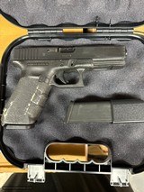 GLOCK 17 GEN 3 LEO TRADE IN 9MM LUGER (9X19 PARA) - 1 of 3