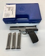 SMITH & WESSON 22S .22 LR - 1 of 3
