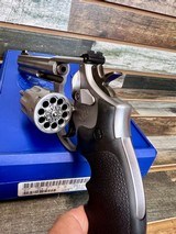 SMITH & WESSON 617-2 .22 LR - 3 of 3