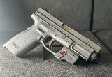 SPRINGFIELD ARMORY XD-40 .40 S&W - 1 of 3