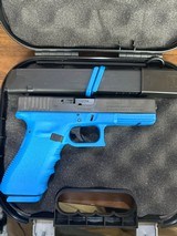 GLOCK 17 9MM LUGER (9X19 PARA) - 1 of 3