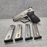 SMITH & WESSON 5906 9MM LUGER (9X19 PARA) - 1 of 3