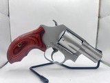 SMITH & WESSON 60-14 Lady Smith .357 MAG - 1 of 3