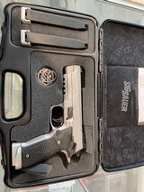 SIG SAUER P226 X-FIVE 9MM LUGER (9X19 PARA)