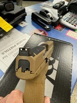 SMITH & WESSON M&P M2.0 FDE OR 9MM LUGER (9X19 PARA) - 3 of 3