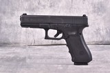 Glock G22Gen 4 .40 S&W - 2 of 3