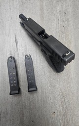 GLOCK .40 S&W G23 GEN3 .40 S&W - 2 of 3