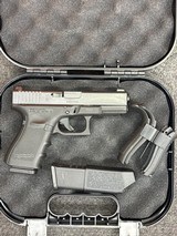 GLOCK 19 G19 Gen 4 (Police Trade In) 9MM LUGER (9X19 PARA) - 1 of 3