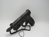 SMITH & WESSON M&P40 .40 S&W - 2 of 3