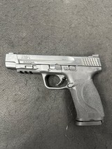 SMITH & WESSON M & P 9 M2.0 9MM LUGER (9X19 PARA) - 1 of 3