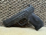 Smith & Wesson M&P M2.0 Optic Ready 10MM - 2 of 3