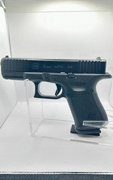 GLOCK 19gen5 9MM LUGER (9X19 PARA) - 1 of 3