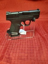 SMITH & WESSON M&P 40 SHIELD .40 S&W - 2 of 3