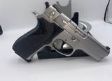 SMITH & WESSON 5906 9MM LUGER (9X19 PARA) - 2 of 3