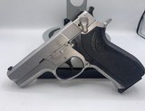 SMITH & WESSON 5906 9MM LUGER (9X19 PARA) - 1 of 3