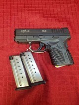 SPRINGFIELD ARMORY XDS-9
3.3 9MM LUGER (9X19 PARA) - 1 of 3