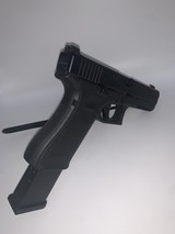 GLOCK 22gen5 .40 S&W - 3 of 3