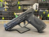 Smith & Wesson M&P M2.0 Optic Ready 10MM - 2 of 3