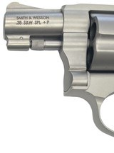 SMITH & WESSON 637-2 Airweight .38 SPL +P - 2 of 3