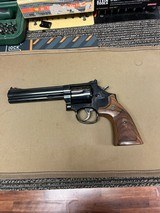 SMITH & WESSON 586-8 .357 MAG - 1 of 3