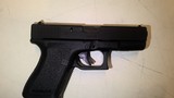 GLOCK 23 .40 S&W - 1 of 3