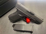 GLOCK G19 19 GEN 3 COMPACT 9MM 9MM LUGER (9X19 PARA) - 1 of 3