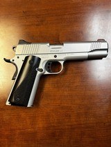 KIMBER 1911 stainless LW .45 ACP - 1 of 3