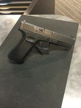 Glock G22Gen 4 .40 S&W - 3 of 3