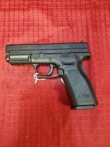 SPRINGFIELD ARMORY XD-40 .40 S&W - 2 of 3