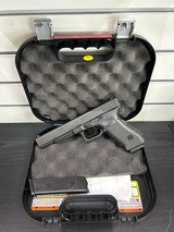 GLOCK G17L GEN 3 9MM LUGER (9X19 PARA) - 1 of 3