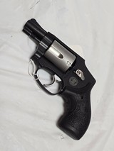 SMITH & WESSON 442-1 PERFORMANCE CENTER .38 SPL +P - 3 of 3