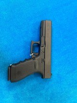 GLOCK 21SF .45 ACP - 2 of 3