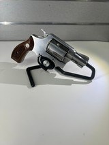 SMITH & WESSON MODEL 60 .38 SPL - 2 of 3