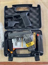 SIG SAUER P365 X-MACRO 9MM LUGER (9X19 PARA) - 1 of 3