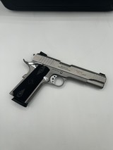 TAURUS 1911 .45 ACP - 2 of 3