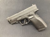 SPRINGFIELD ARMORY XD-40 .40 S&W