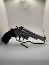 SMITH & WESSON 66-8 COMBAT MAGNUM .357 MAG - 2 of 3