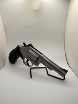 SMITH & WESSON 66-8 COMBAT MAGNUM .357 MAG - 1 of 3