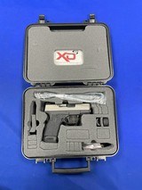 SPRINGFIELD ARMORY XD-40 .40 S&W - 1 of 3