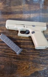GLOCK 19 Gen5 9MM LUGER (9X19 PARA) - 1 of 3
