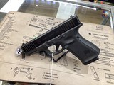 GLOCK 19 GEN 5 9MM LUGER (9X19 PARA) - 1 of 2