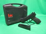 HECKLER & KOCH P30 .40 S&W - 1 of 3