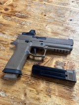 SIG SAUER P320 X-FIVE COYOTE 9MM LUGER (9X19 PARA) - 1 of 2