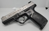 SMITH & WESSON SD40VE .40 S&W - 1 of 3