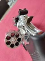 SMITH & WESSON 686-6 .357 MAG - 3 of 3
