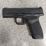 SPRINGFIELD ARMORY HELLCAT PRO 9MM LUGER (9X19 PARA) - 1 of 3