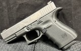 GLOCK 19 GEN 4 9MM LUGER (9X19 PARA) - 1 of 3
